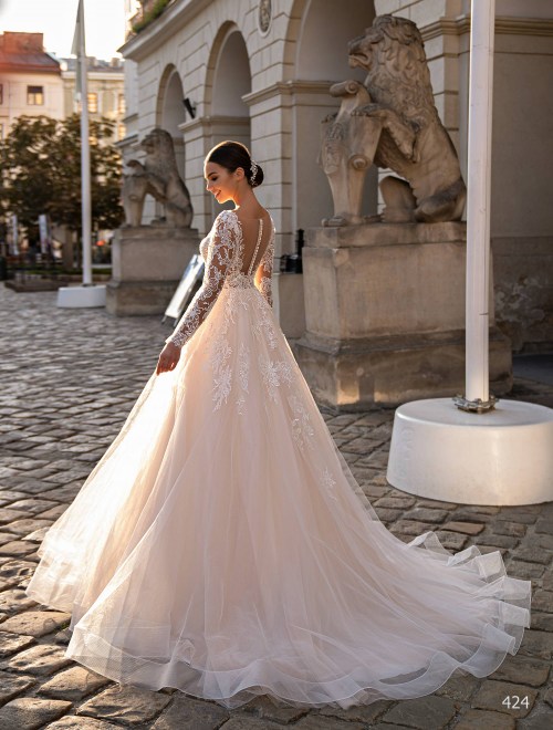 https://www.sposa-lia.com/images/stories/virtuemart/product/424       (4)64.jpg